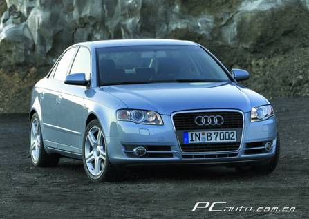 W Audi A4 DƬ D 