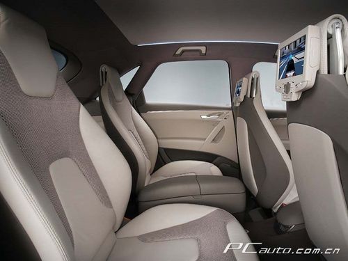 W Audi Roadjet DƬ D 